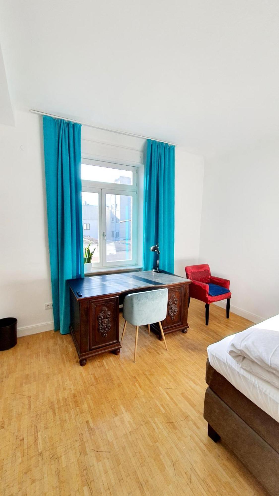 Helles Zimmer Mit Kingsize-Bett MHG Eksteriør bilde